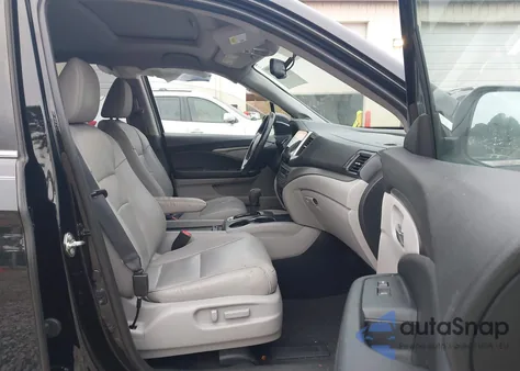 2018 Honda Pilot Exl z USA, uszkodzony, nr VIN 5FNYF5H50JB015177